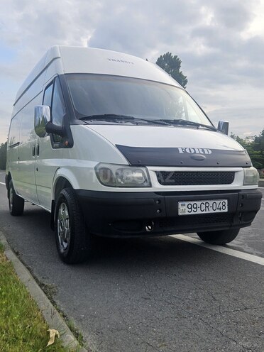 Ford Transit-4