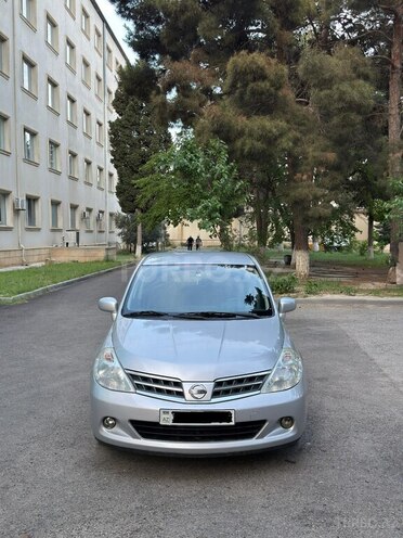 Nissan Tiida-2