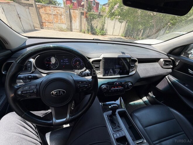 Kia Sorento-8