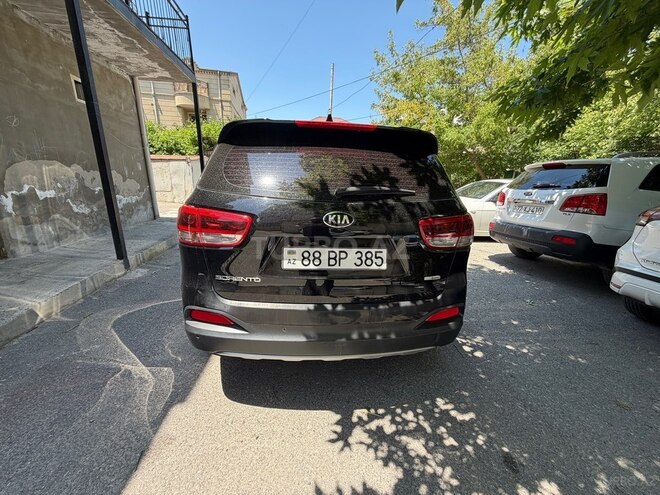 Kia Sorento-5