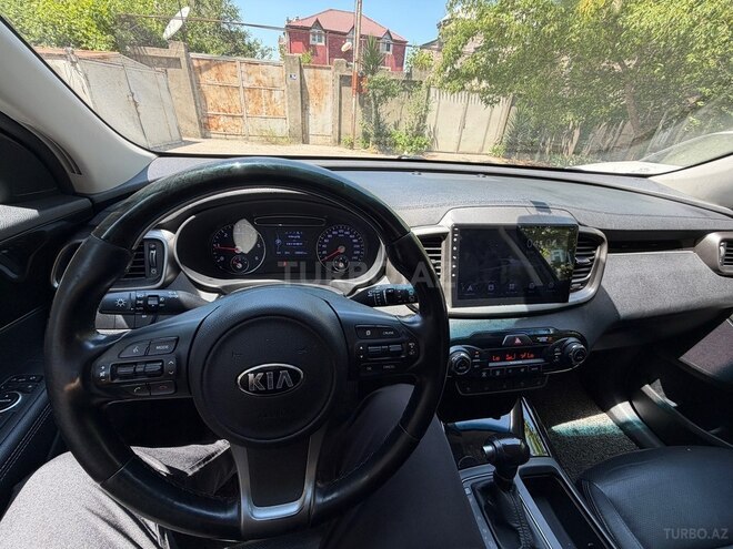 Kia Sorento-9