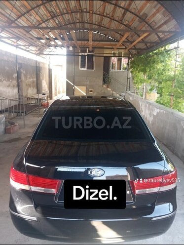 Hyundai Sonata-2