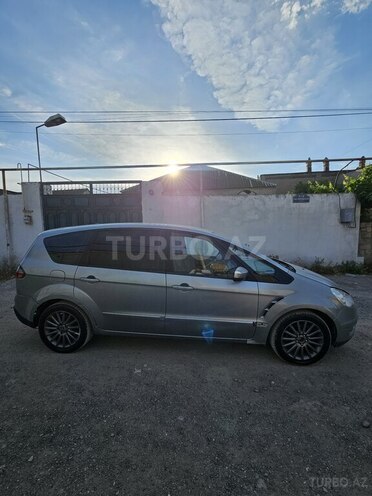 Ford S-MAX-3