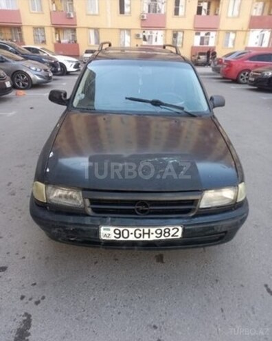 Opel Astra-1