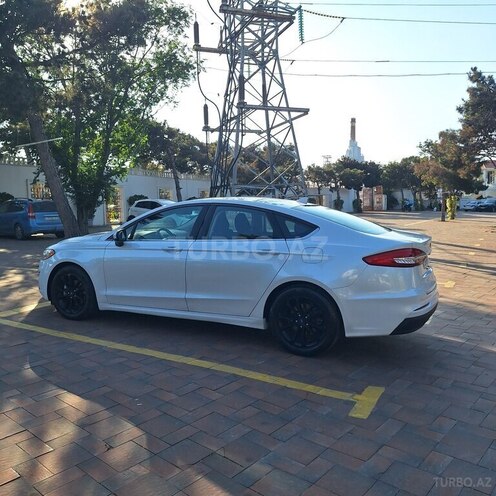 Ford Fusion (North America)-12