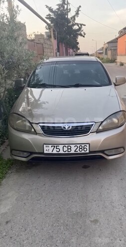 Daewoo Gentra-1