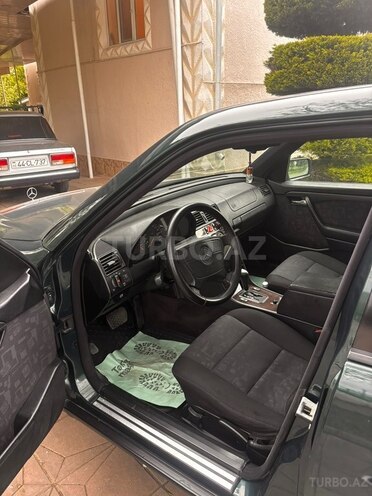 Mercedes C 180-8