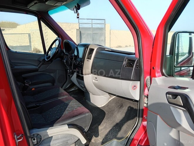 Mercedes Sprinter 208-3