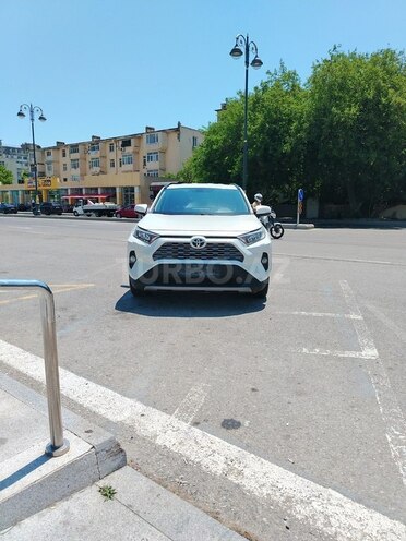Toyota RAV4-2
