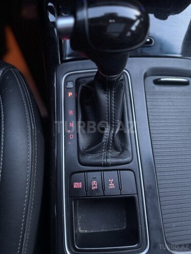 Kia Sorento-18