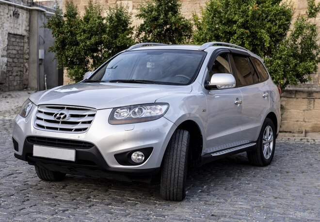 Hyundai Santa Fe-5