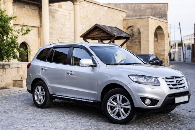 Hyundai Santa Fe-8