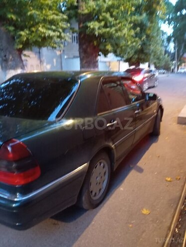 Mercedes C 240-3