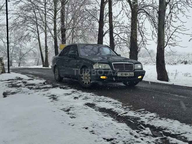 Mercedes C 240-6