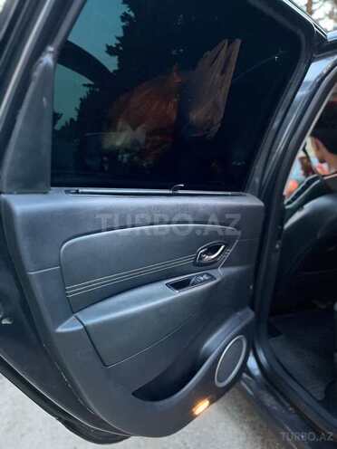 Renault Grand Scenic-4