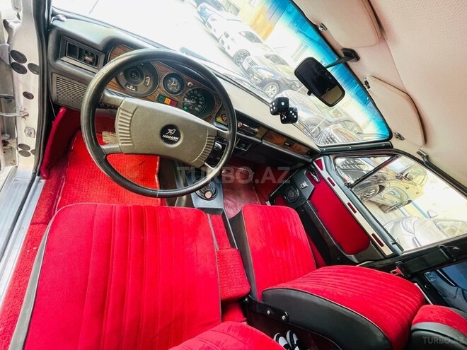 GAZ 24 "Volga"-14