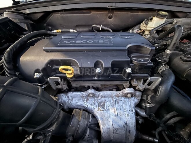 Chevrolet Cruze-13