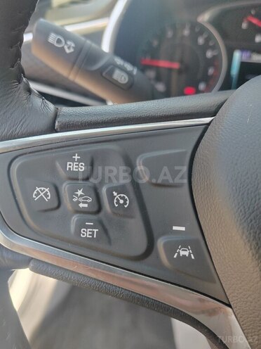 Chevrolet Malibu-12