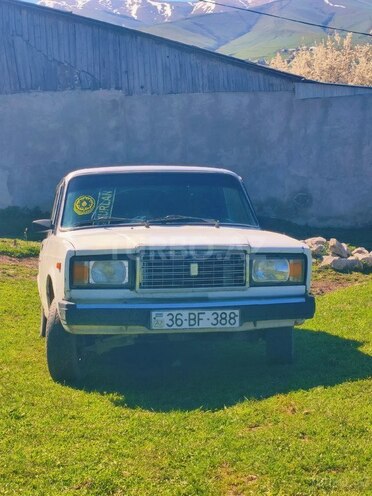 LADA (VAZ) 2107-1