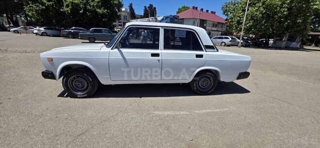 LADA (VAZ) 2107-3