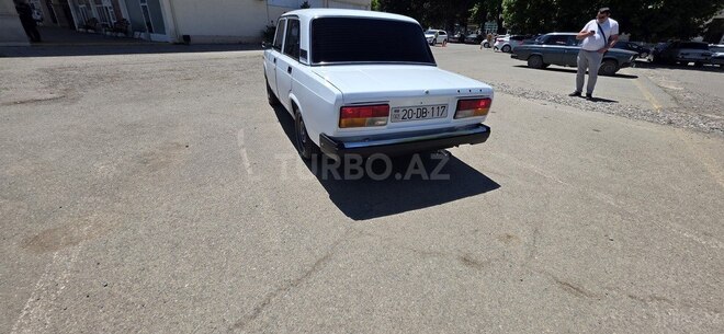 LADA (VAZ) 2107-4