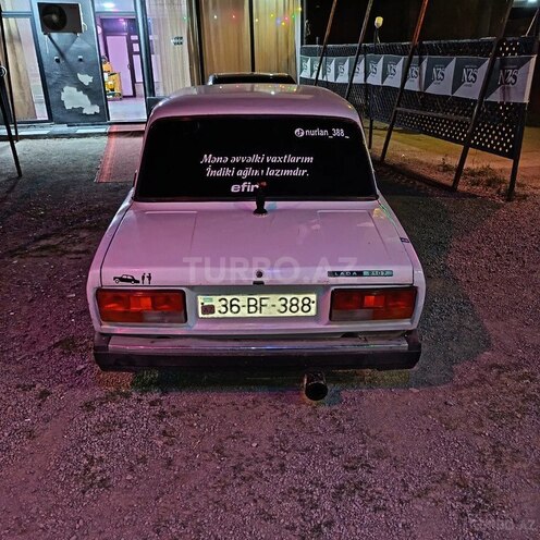LADA (VAZ) 2107-2