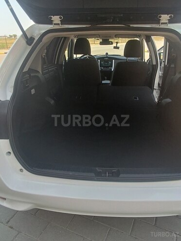 Toyota Corolla Fielder-10