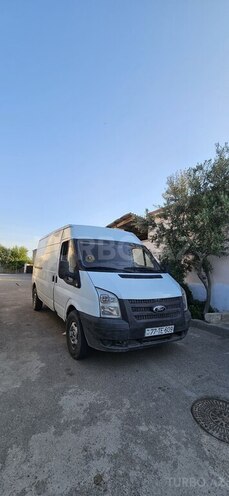 Ford Transit-2
