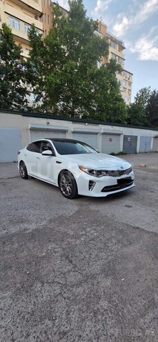 Kia Optima-2
