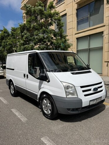 Ford Transit-1