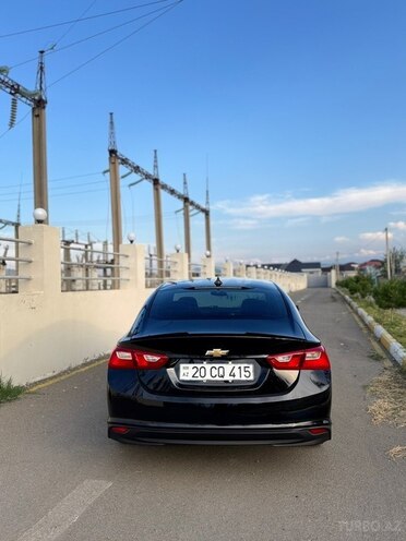 Chevrolet Malibu-5