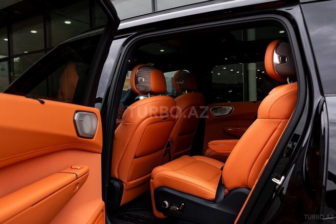 Lynk & Co 900-15