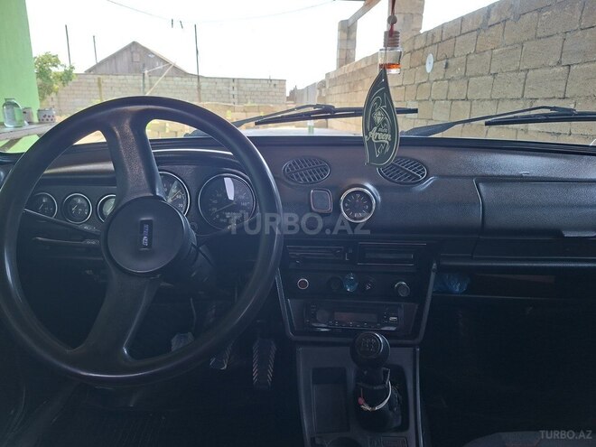 LADA (VAZ) 2106-8