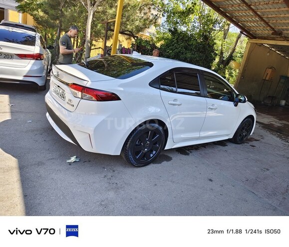 Toyota Corolla Levin-8