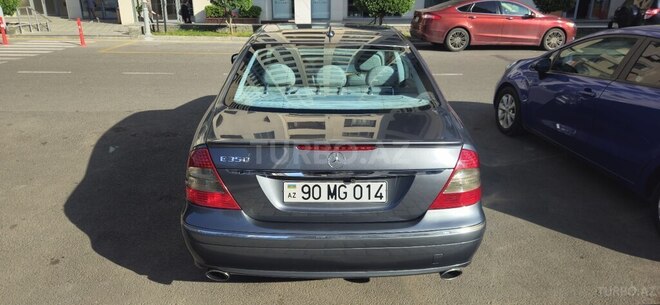 Mercedes E 350-7