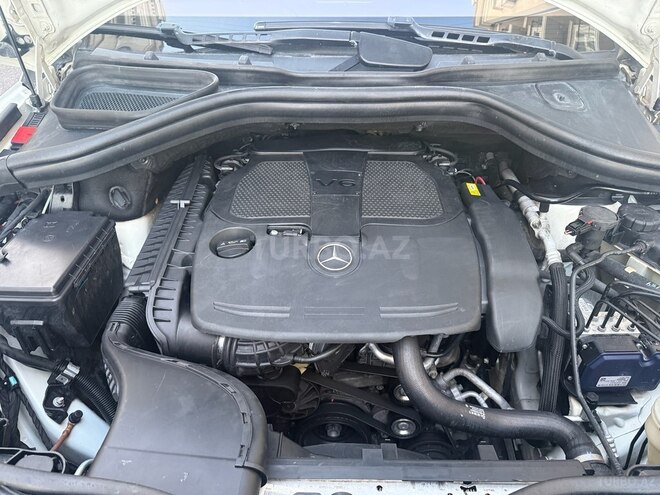 Mercedes ML 350 4MATIC-12