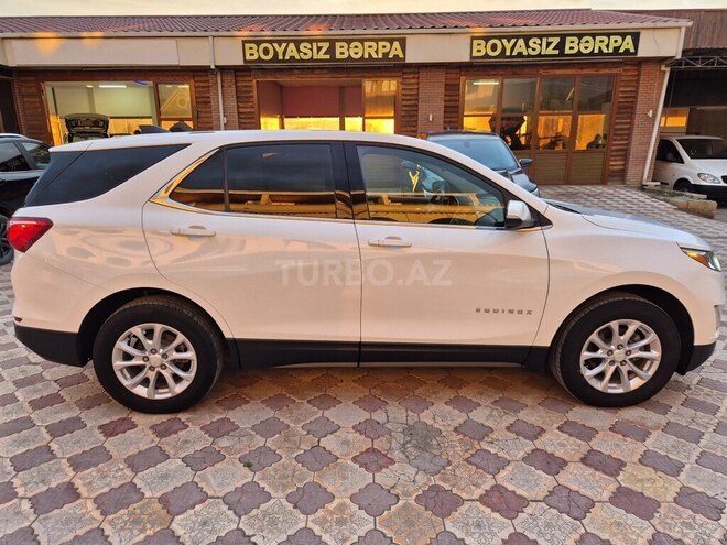 Chevrolet Equinox-4
