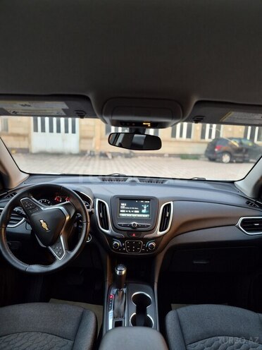 Chevrolet Equinox-8