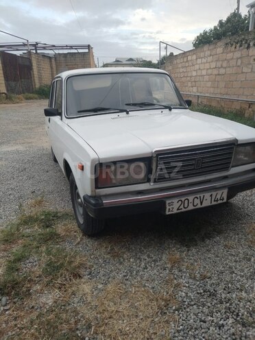 LADA (VAZ) 2107-1