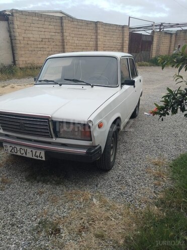 LADA (VAZ) 2107-2