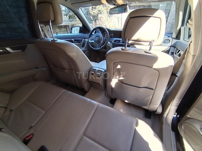 Mercedes C 250-8