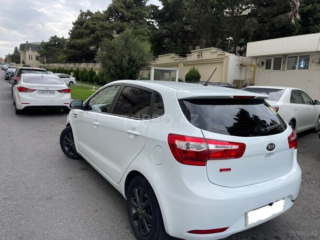 Kia Rio-3