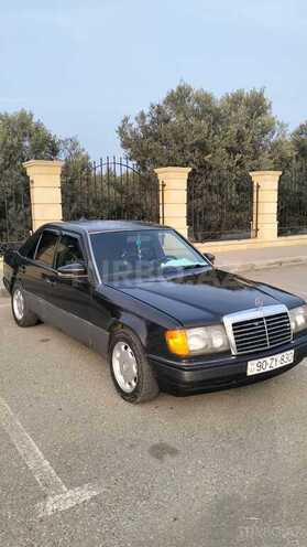 Mercedes 200 E-1