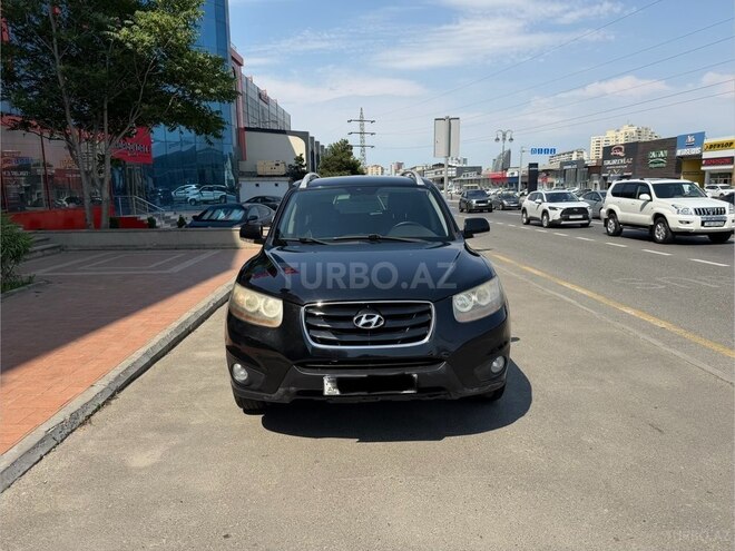 Hyundai Santa Fe-1