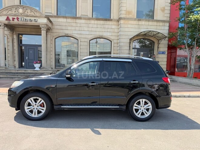 Hyundai Santa Fe-6