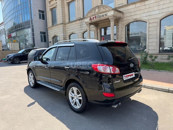 Hyundai Santa Fe-8
