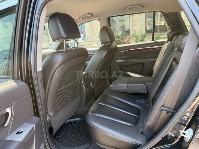 Hyundai Santa Fe-9