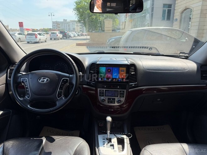 Hyundai Santa Fe-16