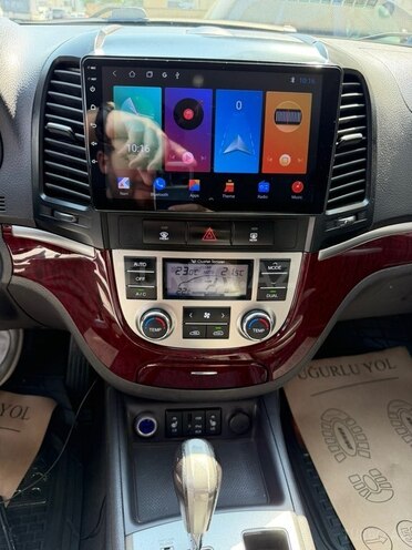 Hyundai Santa Fe-17