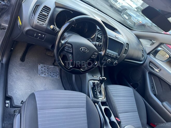 Kia Forte-7
